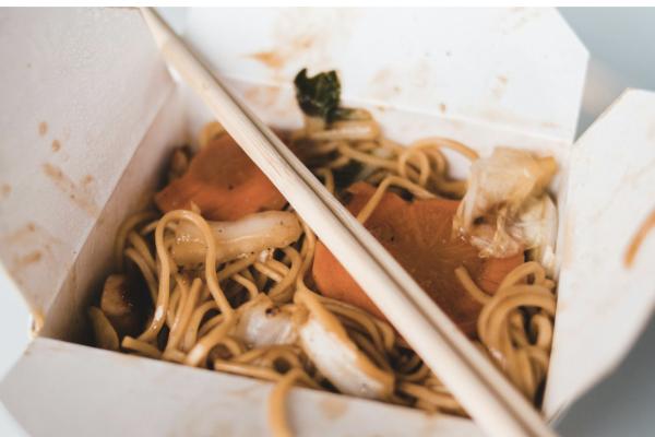 Scary Videos Claim That You Are Risking Your Health by Reheating Leftovers. Are You Really?